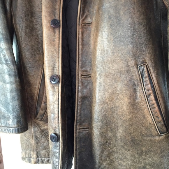 Heavy GORGEOUS leather coat. No offers, sorry. - Picture 5 of 8